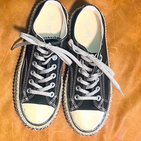 Studded Black 6.5 (runs big, I am an 8 and they fit) Converse Style Tennis Shoe - Picture 7 of 10